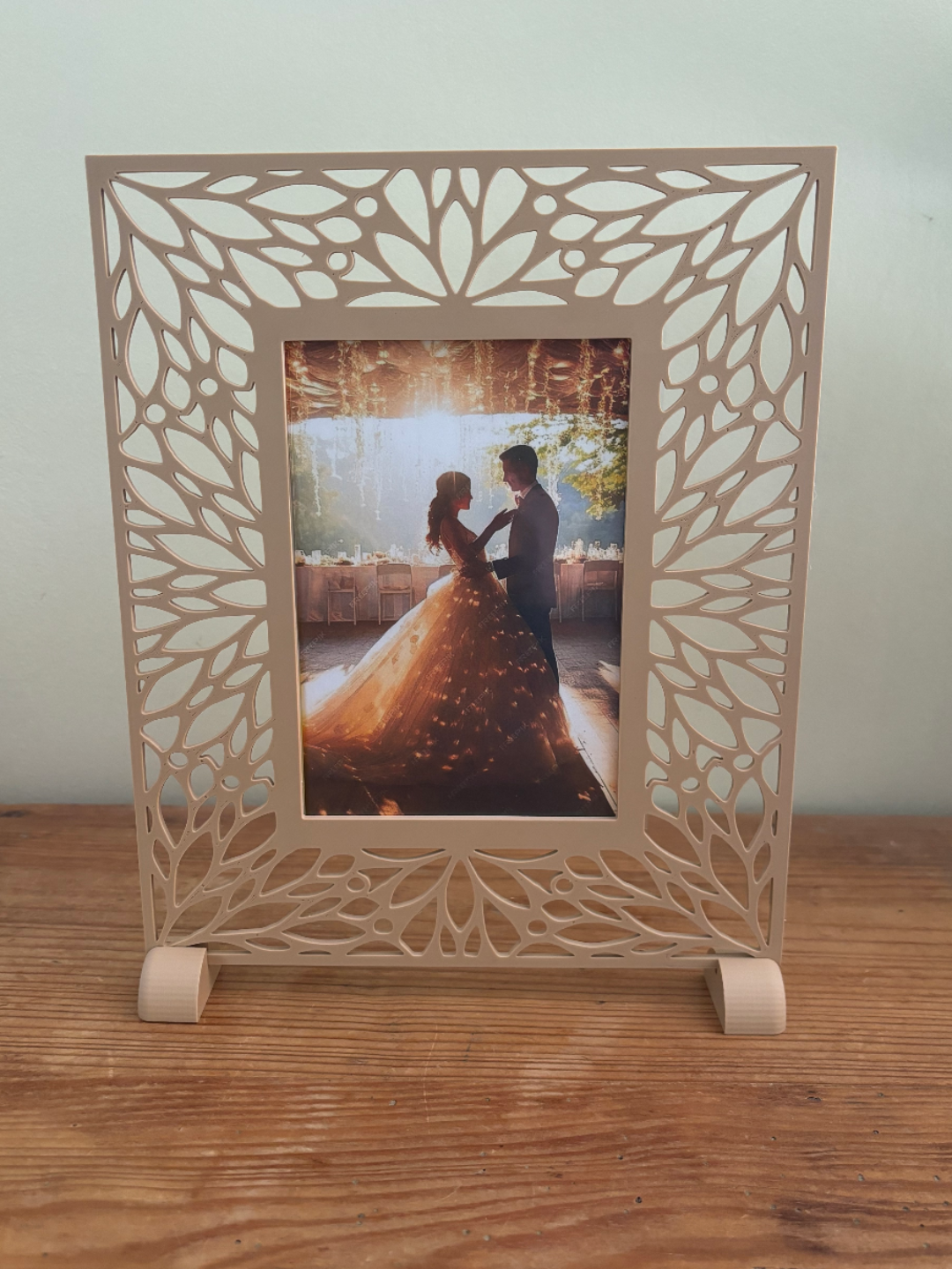 Marco De Fotos Diseño Voroni