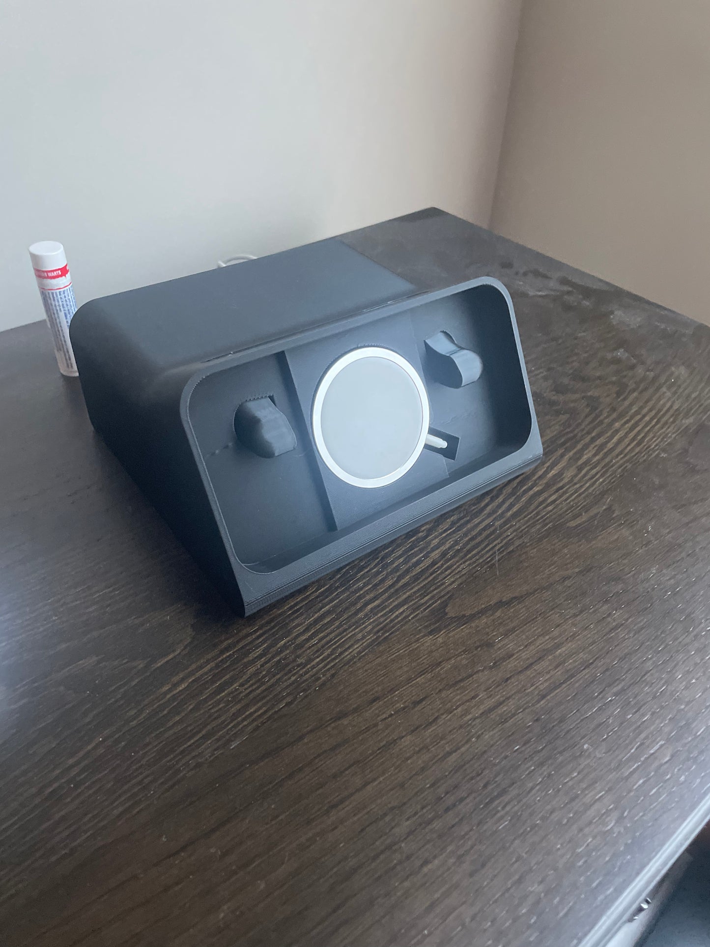 Cargador/Reloj de Escritorio para Smartphones