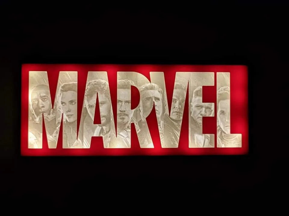 Caja De Luz Marvel Logo