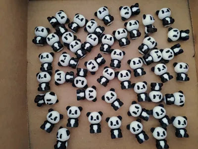 Figuritas y/o llaveros mini panda
