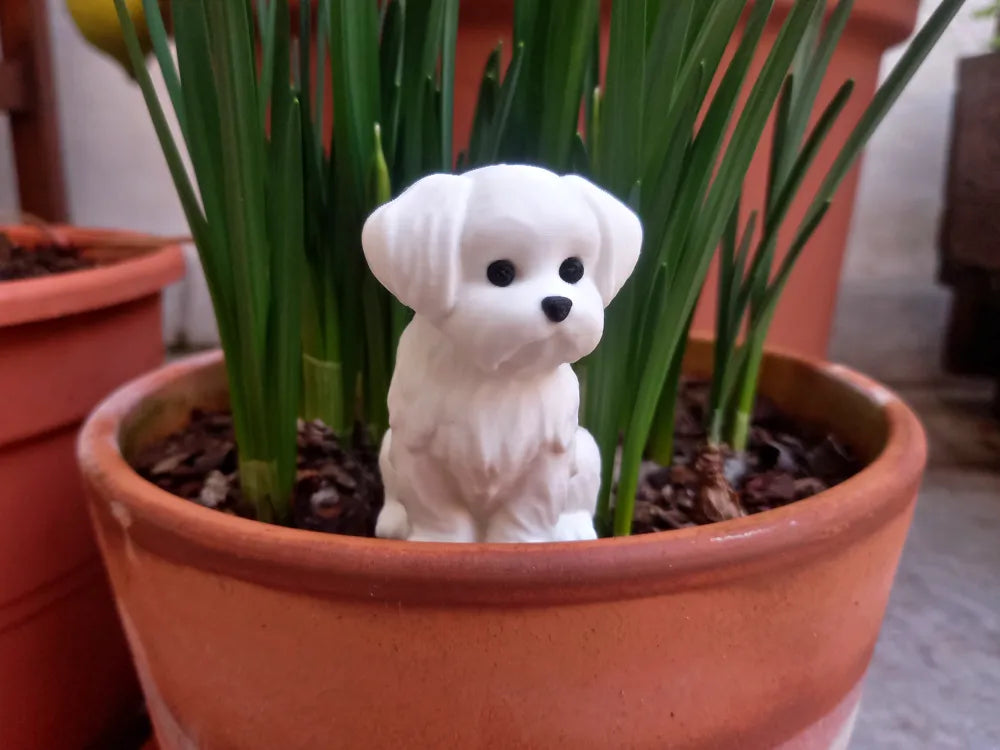 Figurita Perro Maltés